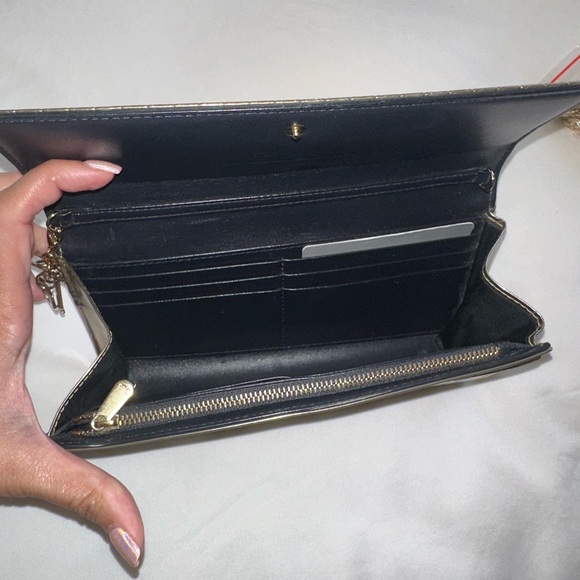 Dior metallic gold Wallet on Chain - Picture 7 of 12